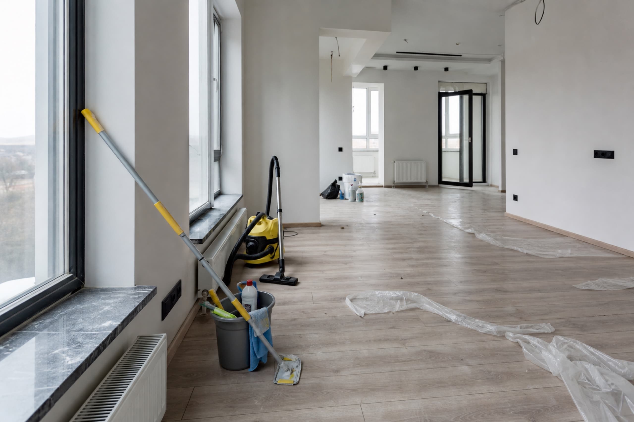 Bauendreinigung in einer frisch renovierten Wohnung